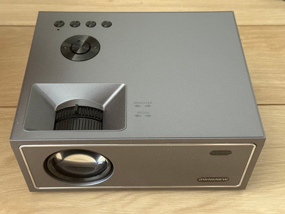 OWNKNEW プロジェクター 小型 1080P 4K対応 家庭用