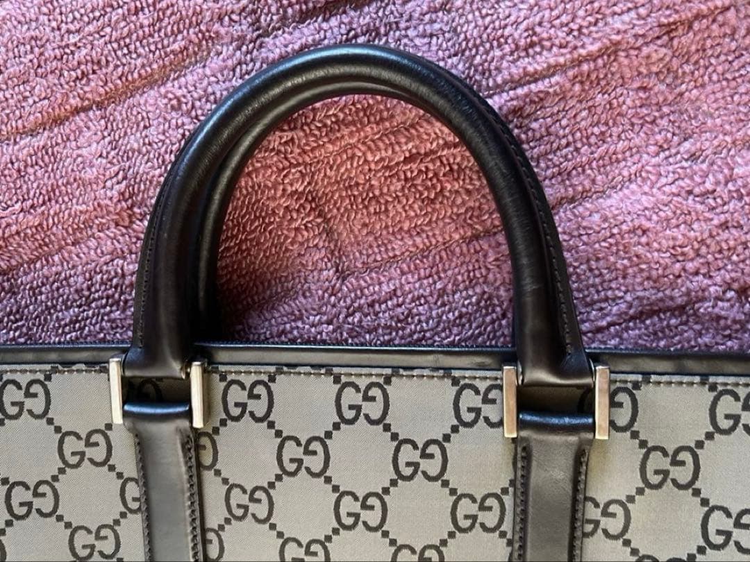 ★GUCCI GGパターン ナイロンビジネスバッグ 大きめ