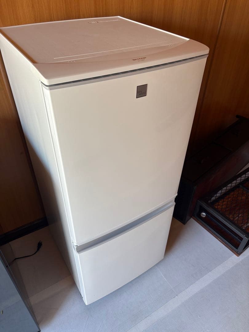 シャープ 2ドア冷蔵庫 SJ-14E7-KW 2020年製 137L