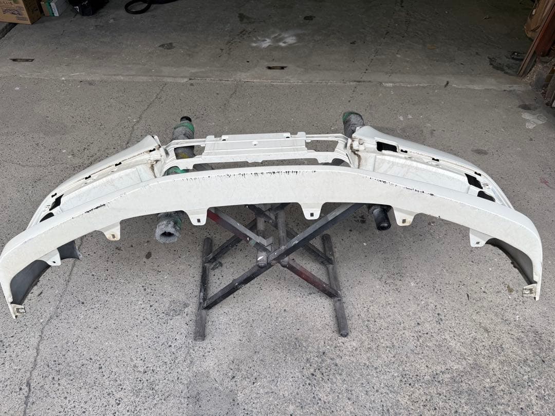 210系 クラウン ハイブリッド フロントバンパー