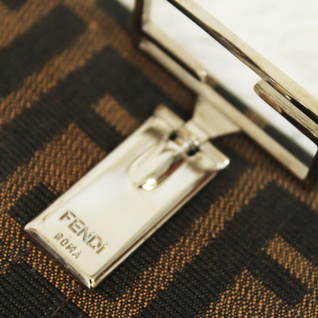 激レア 美品 フェンディ 長財布 マンマ金具 ズッカ柄 キャンバス ブラウン