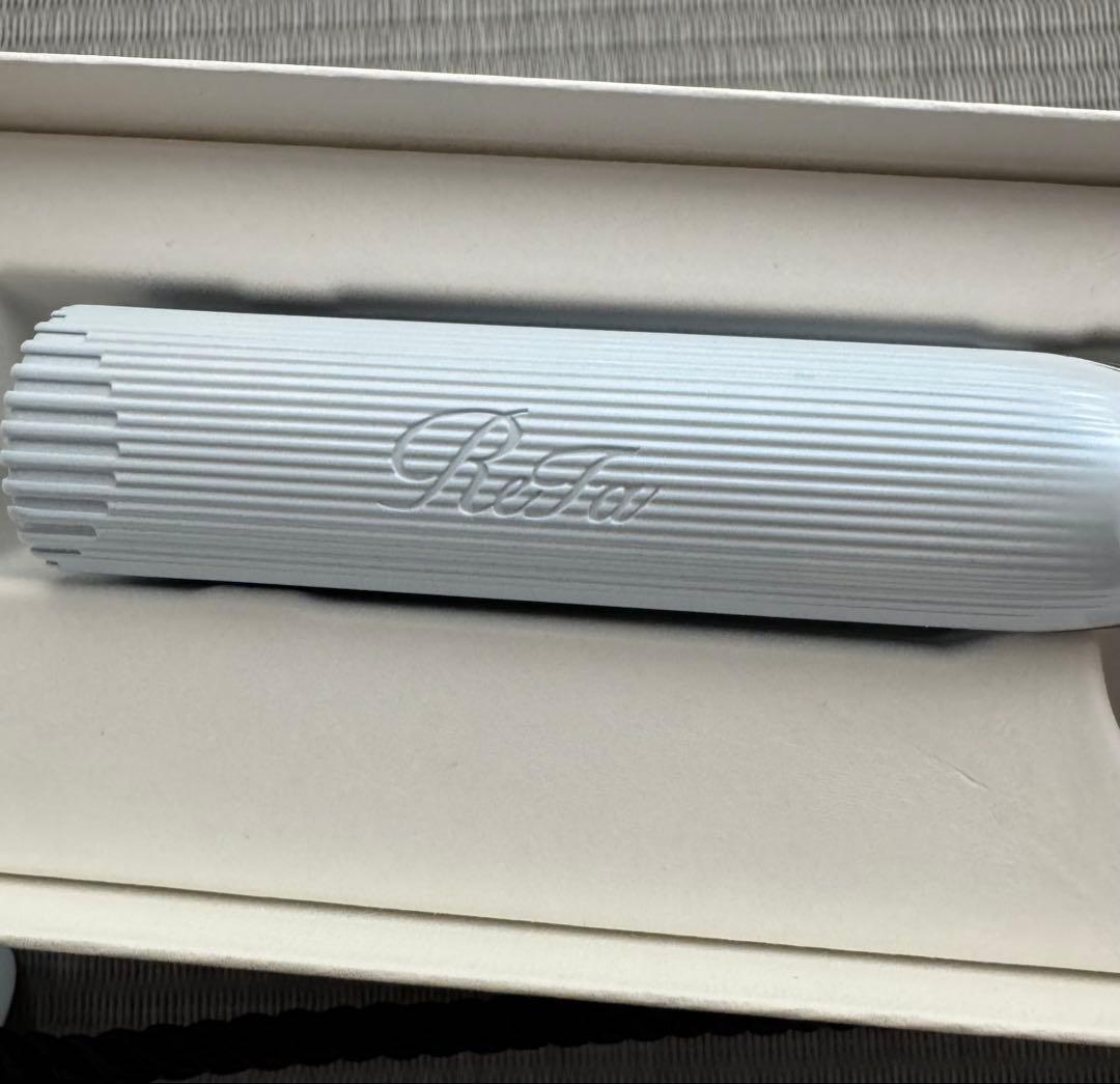 MTG＊ReFa＊ビューテックストレートアイロン