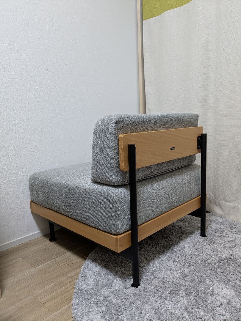 ニトリ1人用ソファ 新しい暮らし方のためのツール by BEAMS DESIGN