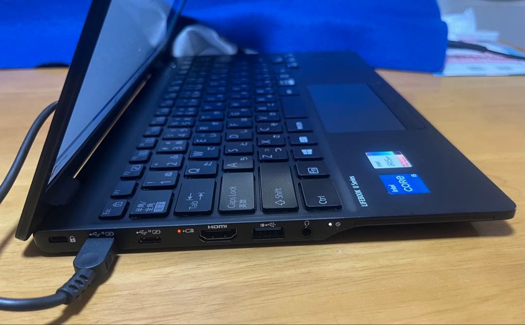 富士通 LIFEBOOKU9311/H 2022年製 office 2021付き