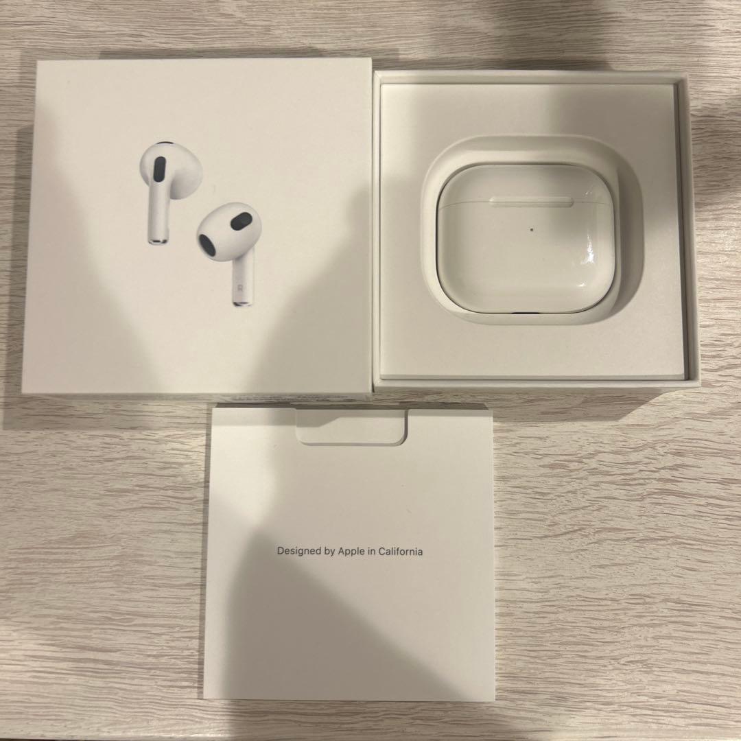 （中古）AirPods本体 3世代MagSafe充電ケース付き