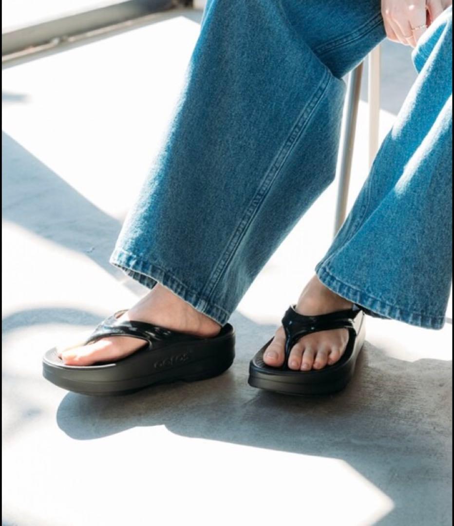 OOFOS/ウーフォス Oomega/ウーメガ