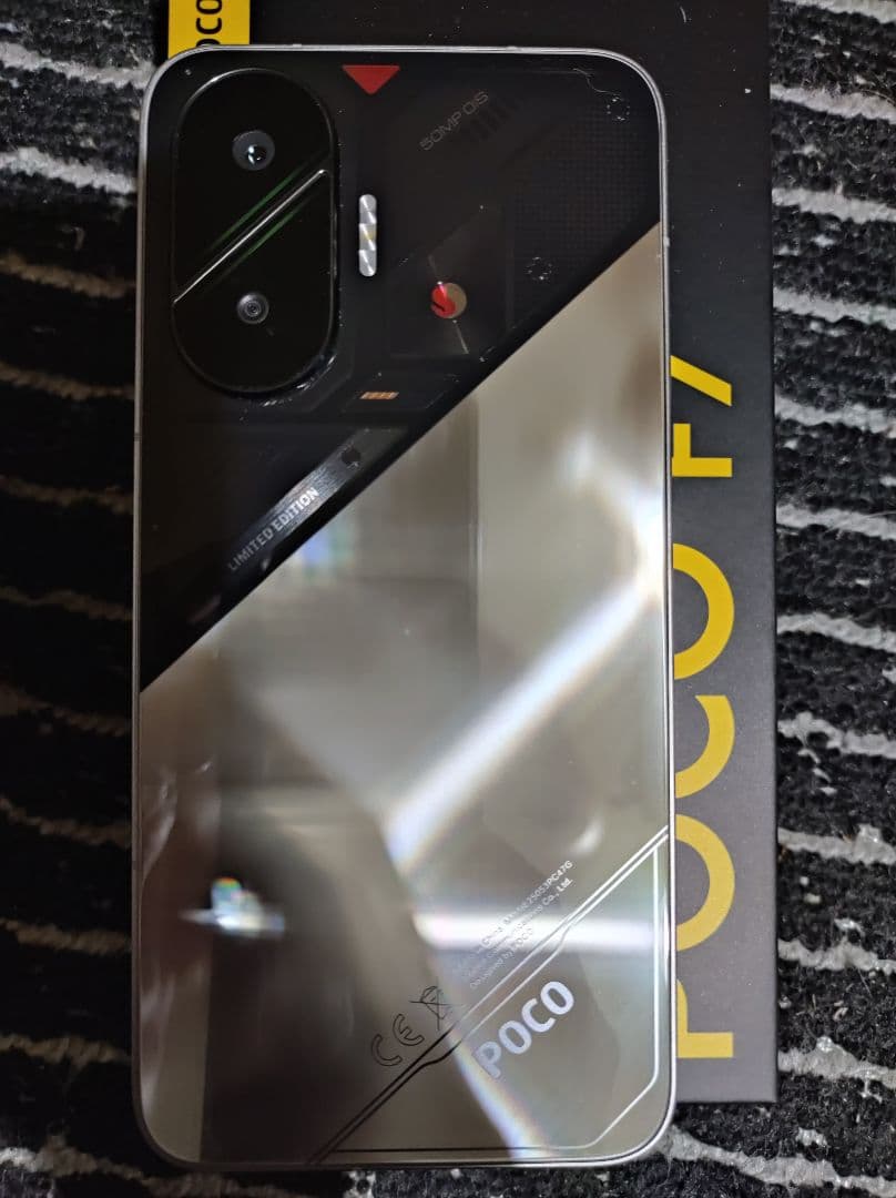 POCO F7 6.83インチ 本体 充電器付き