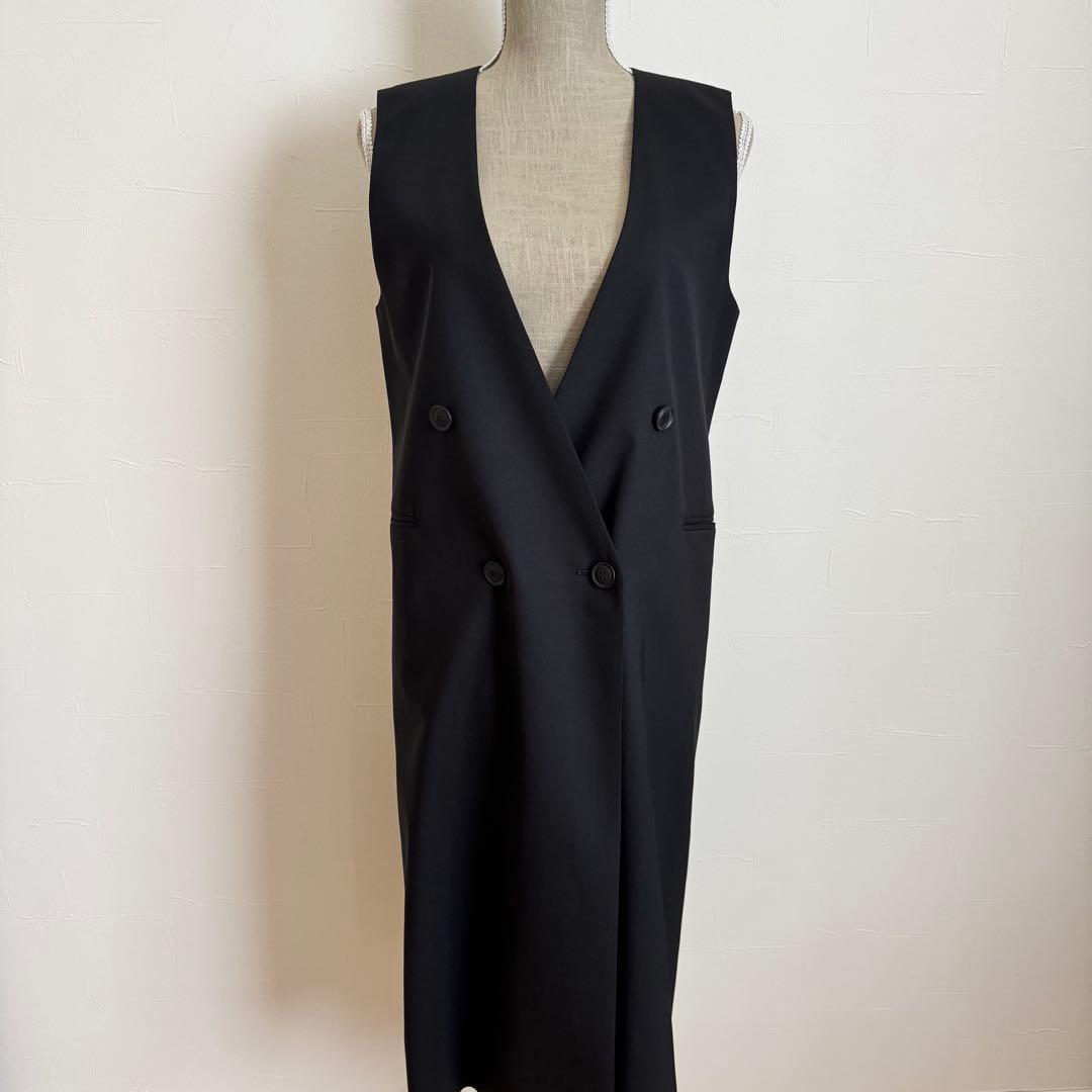 美品　theory luxe ロングジレ　Salind 黒　38