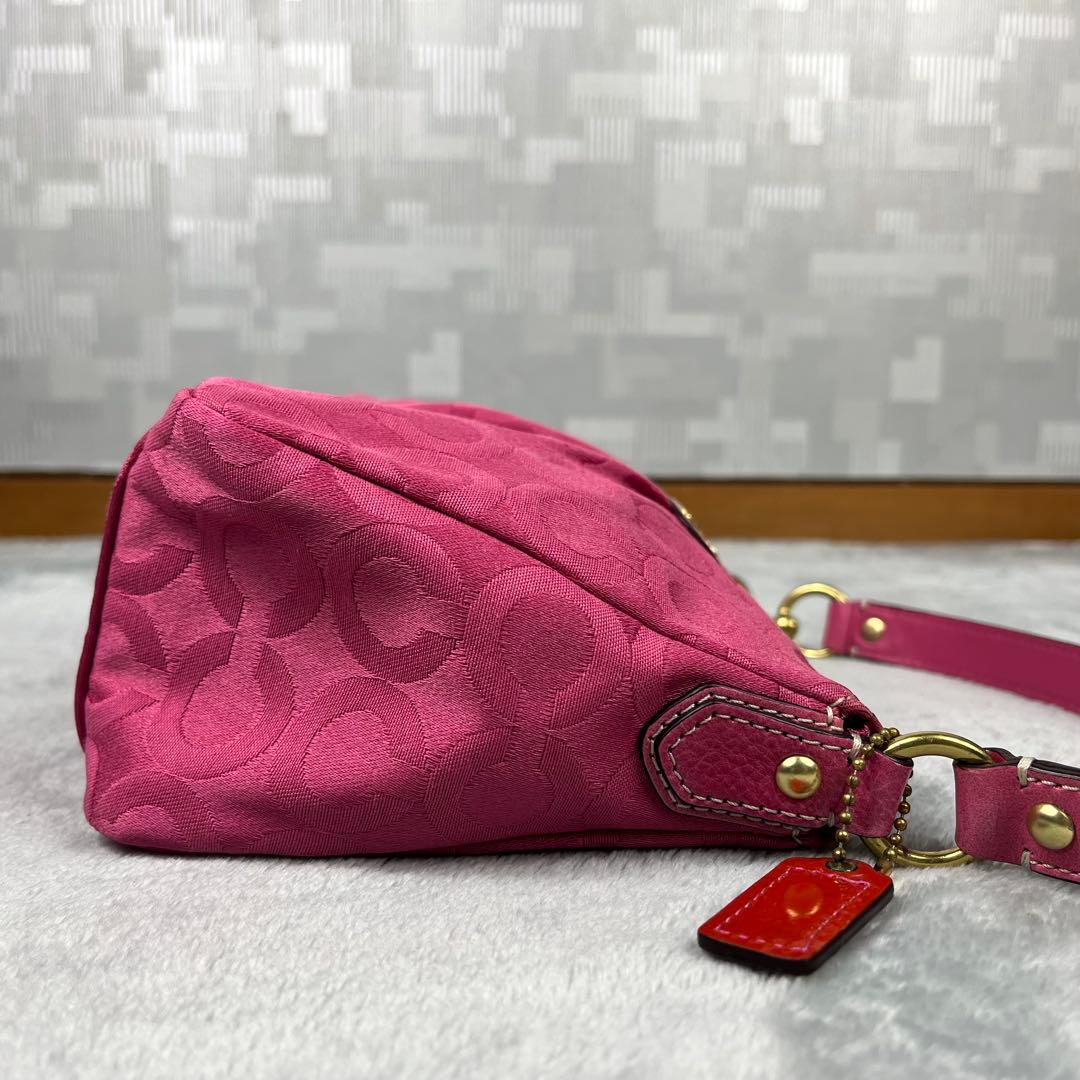 美品 COACH コーチ ワンショルダー オプアート アクセサリーポーチ ピンク