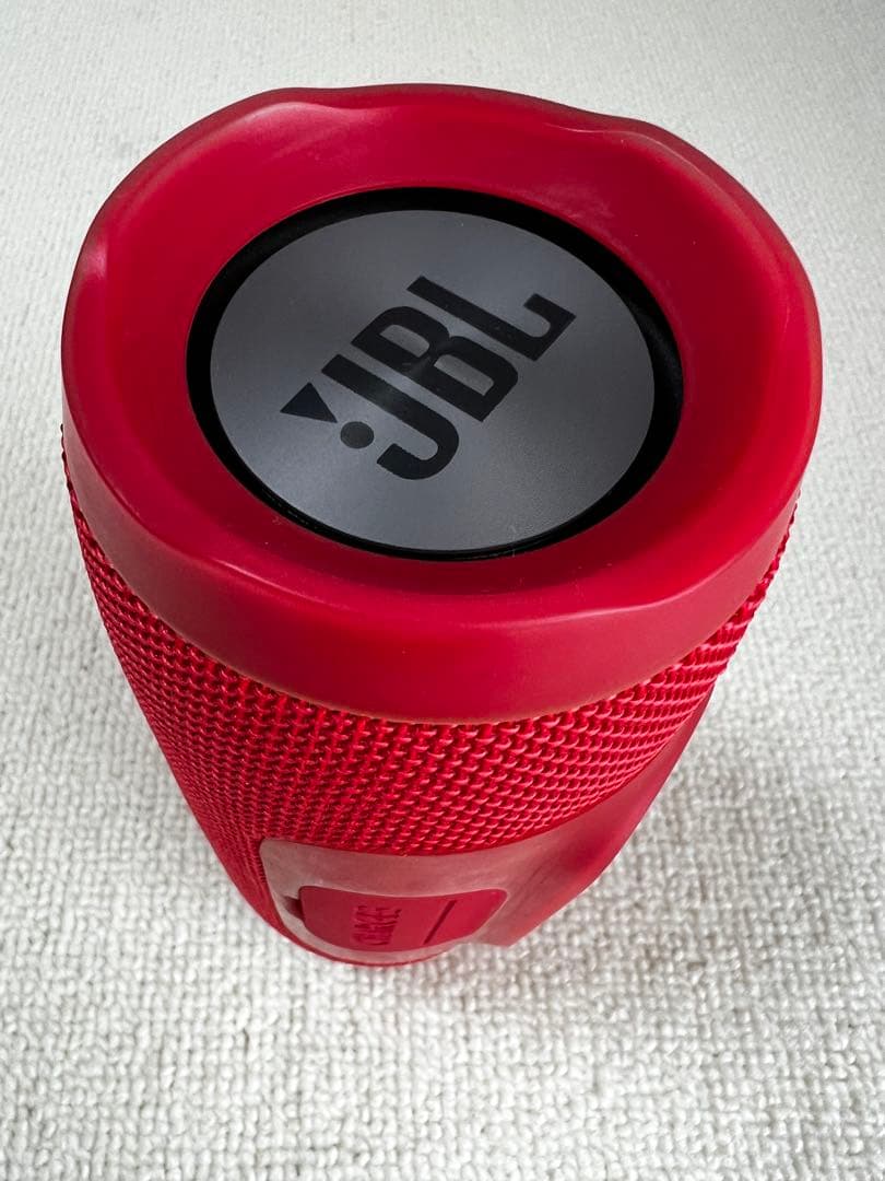 【美品】JBL CHARGE3