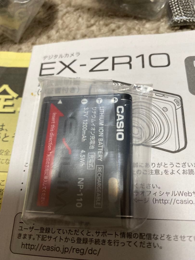 新品未使用CASIO EXILIM EX-ZR10 ブラック