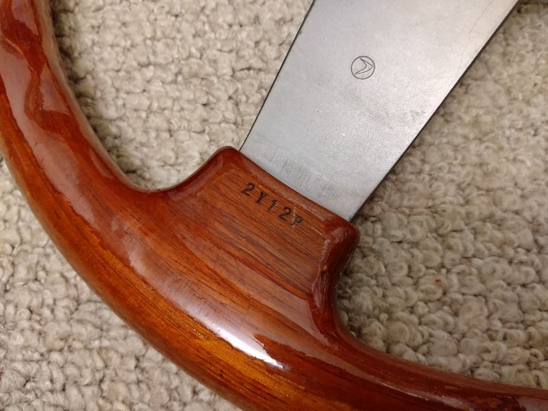 k*u様 SUBARU スバル 純正 ウッドステアリング LEONE レオーネ