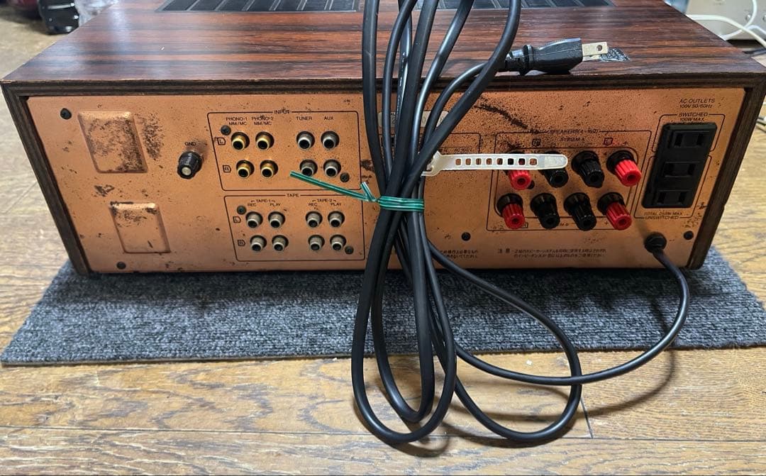 も*ん様 サンスイ プリメインアンプAU-D907F (2)