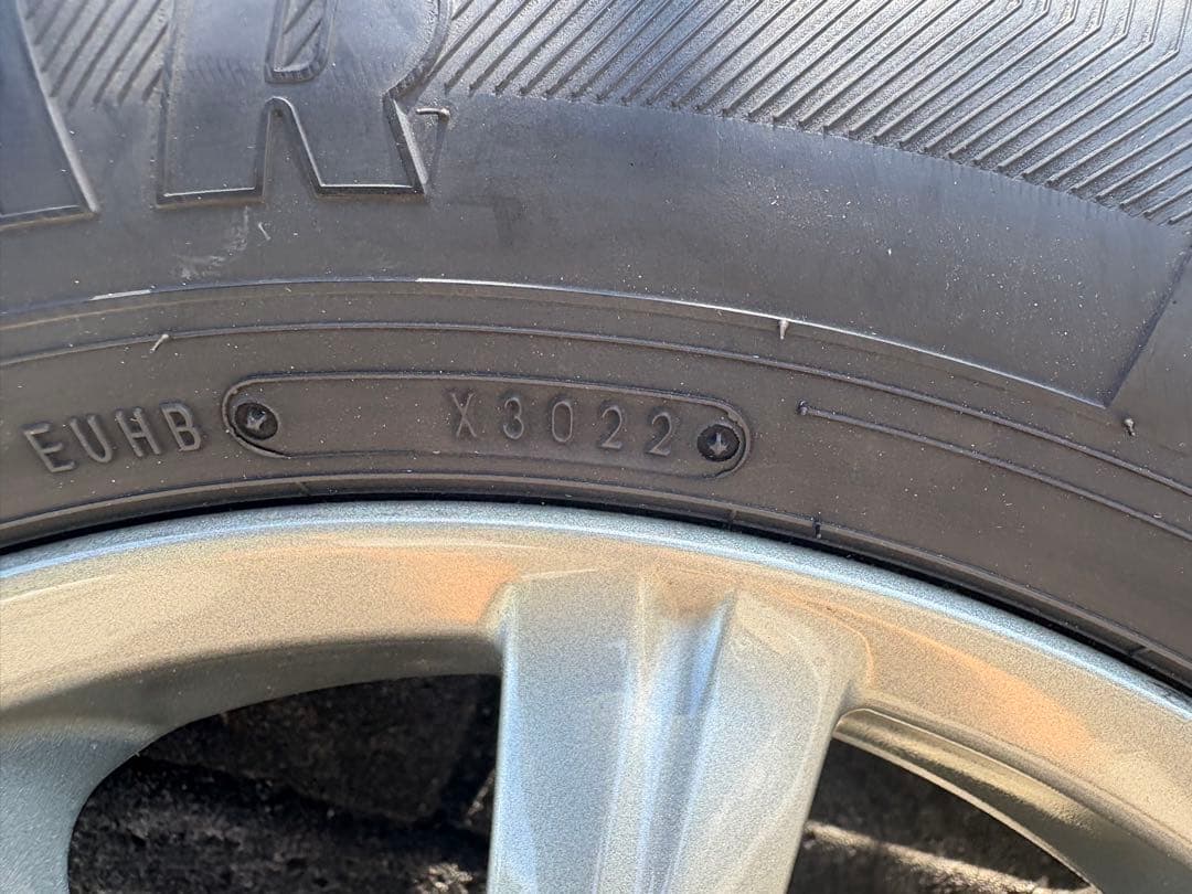 ③ 215/65R16スタッドレス・アルミホイール 1本価格 ヴェルファイアなど