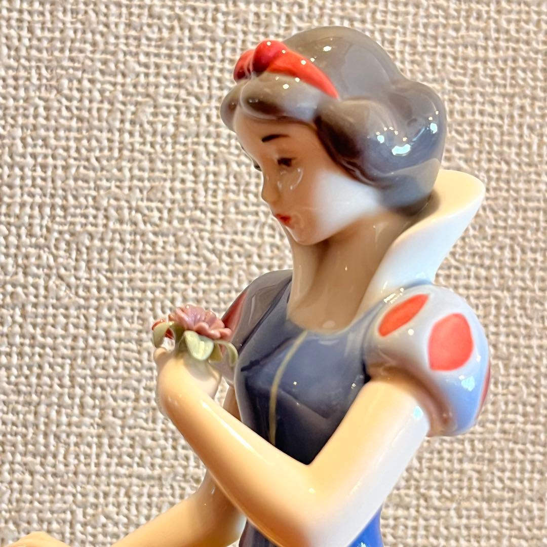 リヤドロ　NAO 白雪姫　ディズニー　陶器　人形　フィギュリン　置物　オブジェ