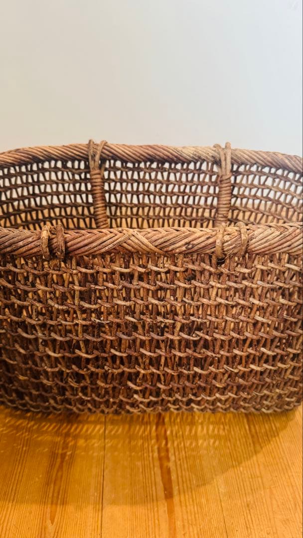 あけび籠　天然素材　国産あけび蔓　丸みのあるナチュラルバッグ　バッグ
