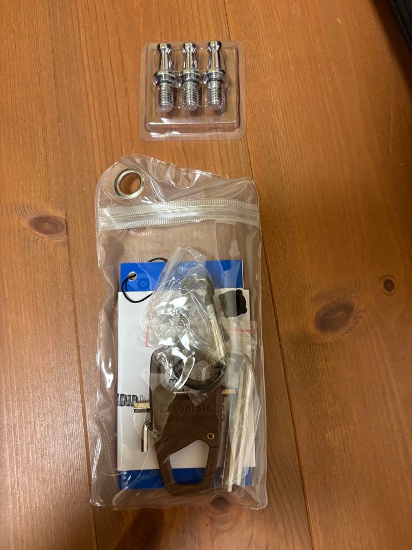 LS-323CEX レベリングベース搭載カーボン三脚Leofotot