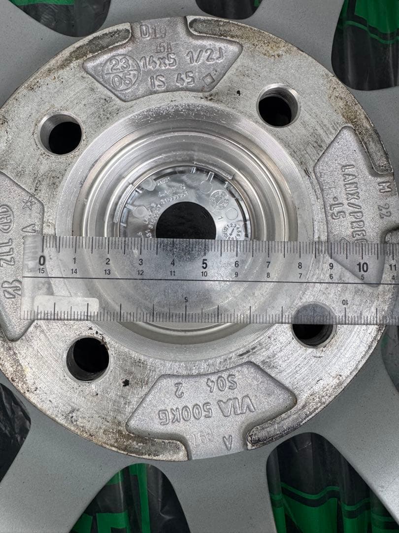 ブリヂストン185/70R14 88Q スタッドレス4本プレオ ホイール