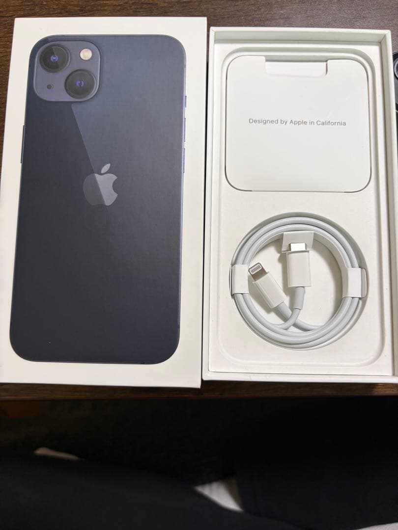 iPhone13 128GB ミッドナイト SIMフリー【美品】