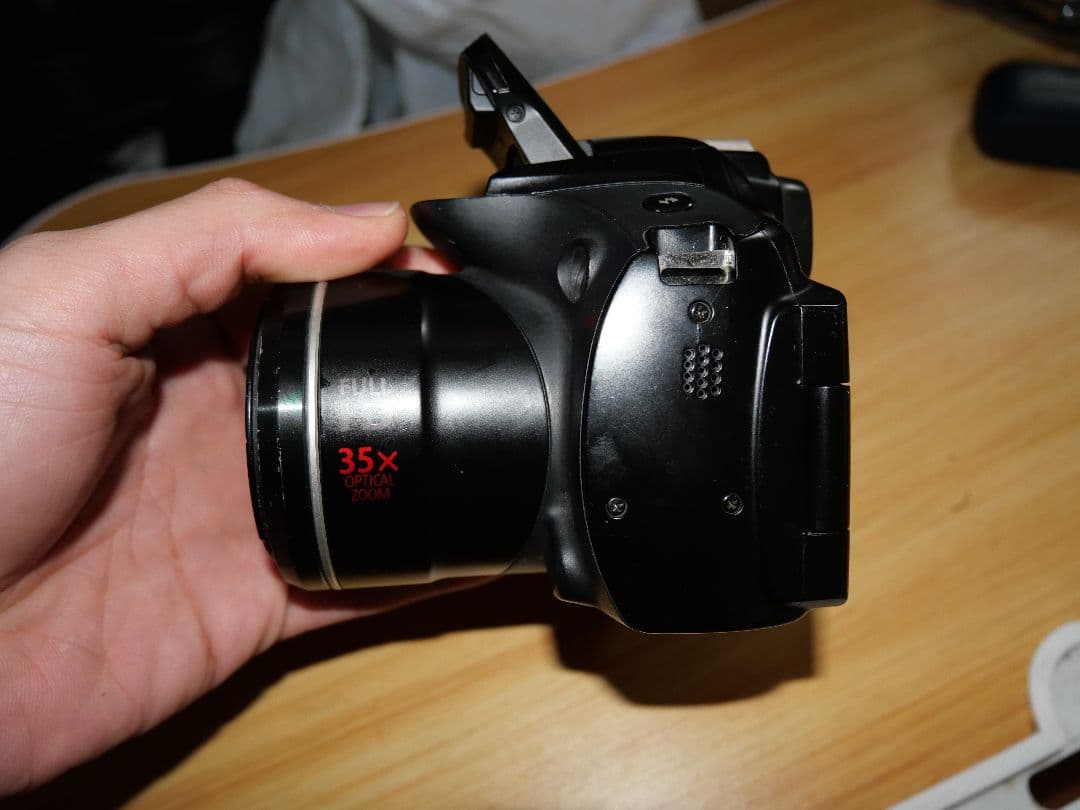 Canon デジタル一眼レフカメラ 35倍ズーム