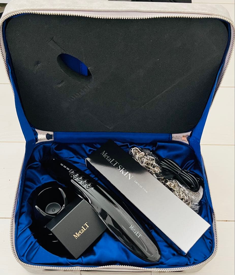 【美品】lLT SKIN 美顔器セット