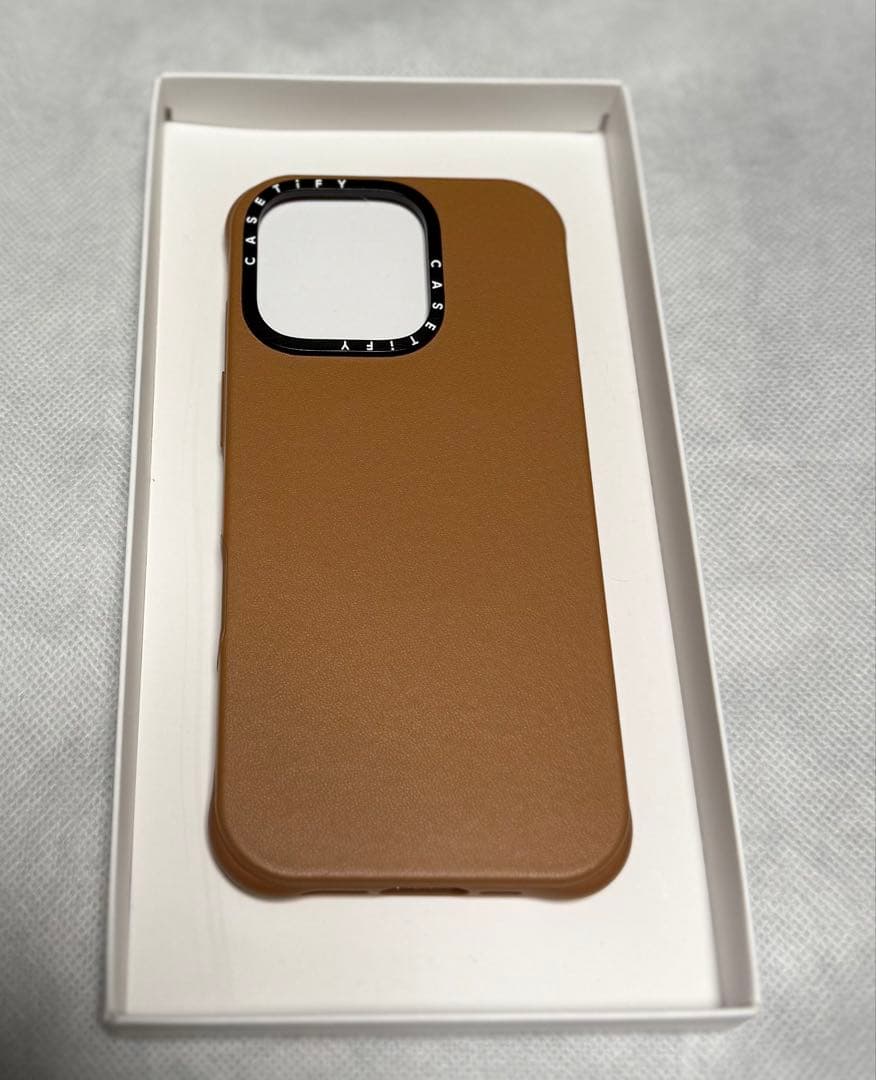 【美品】CASETiFY iPhone16proケースMagSafe対応 タン