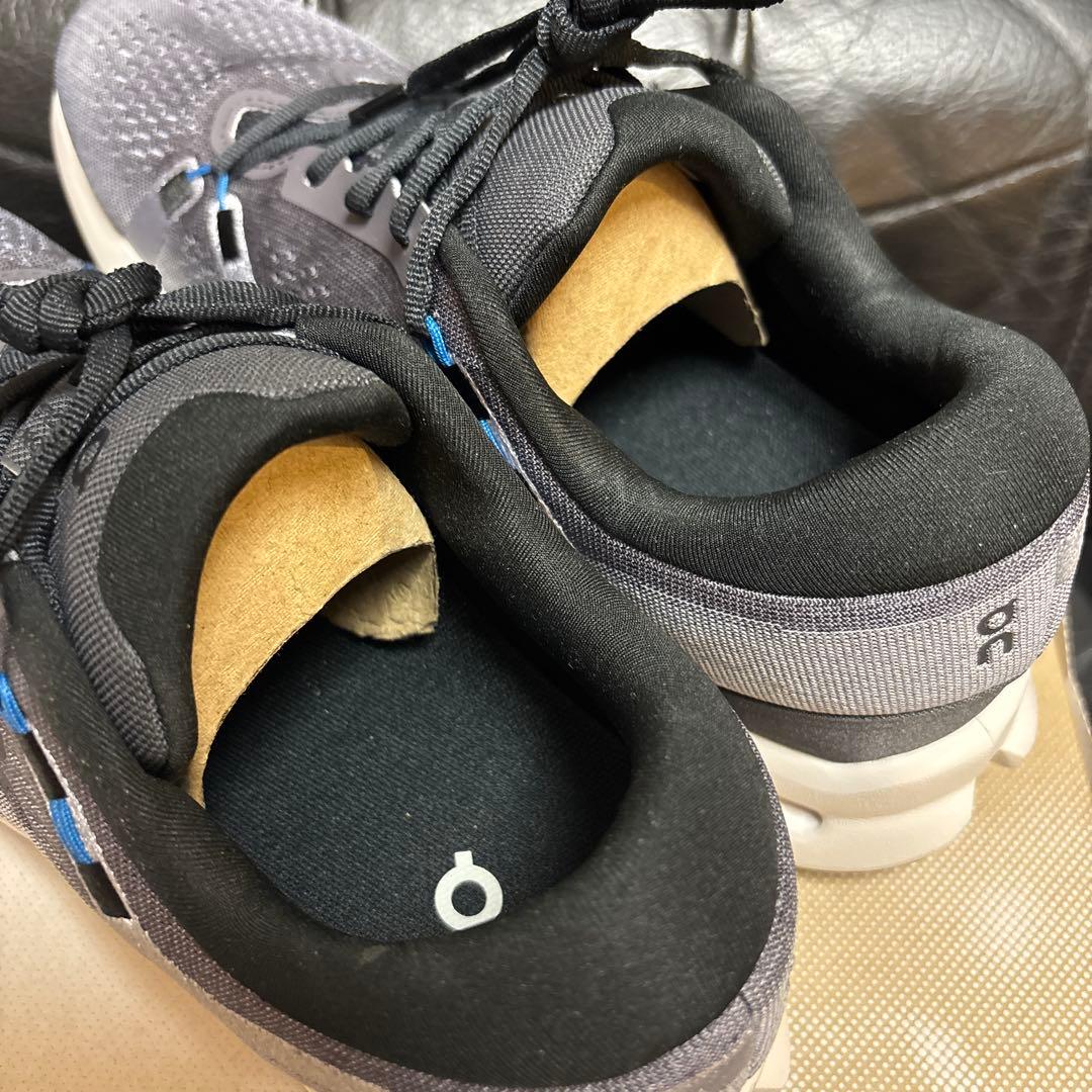 【美品】 On クラウドサーファー2 【26.5cm】