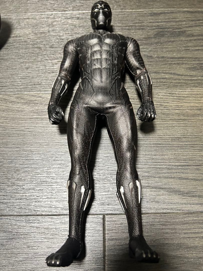 ホットトイズ　ブラックパンサー