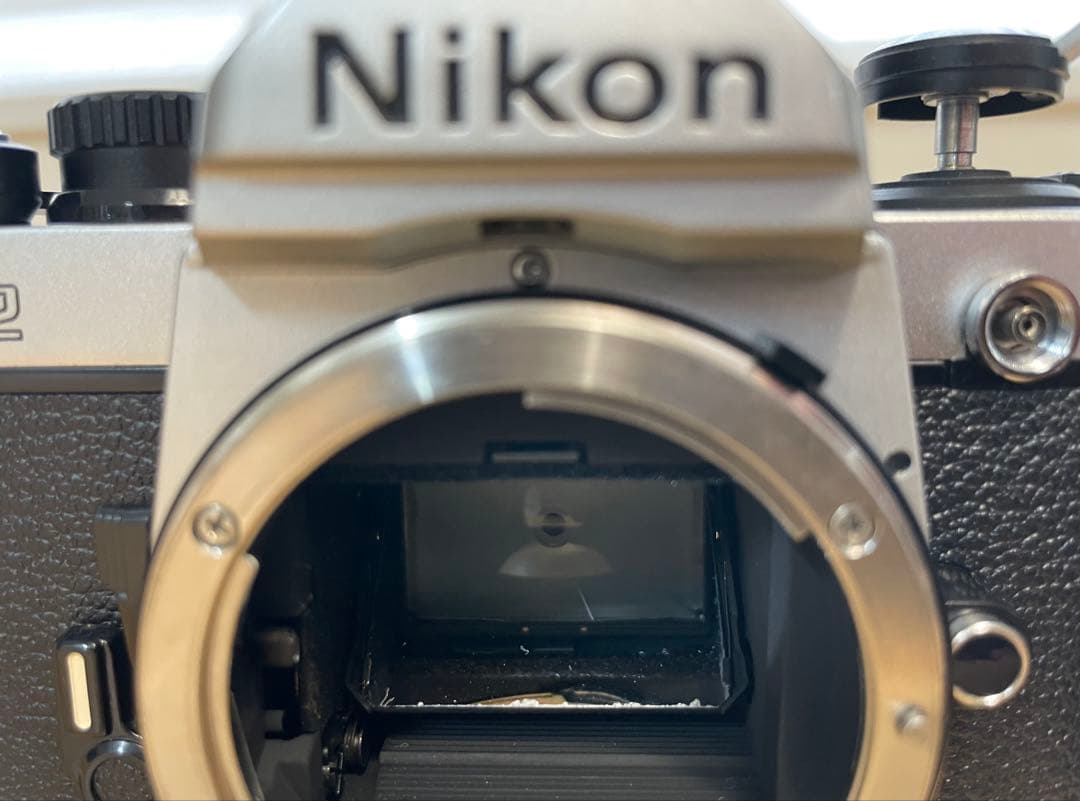 Nikon NewFM2 一眼レフ　Nikkor f/2レンズ付