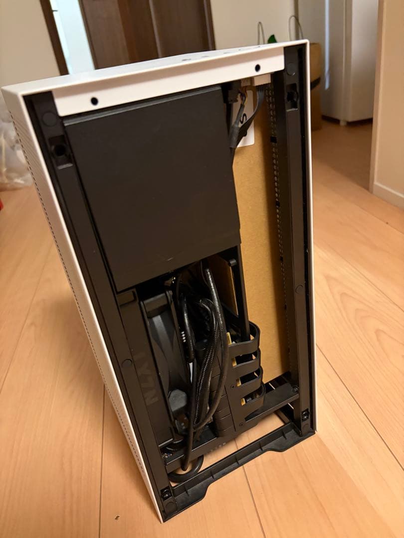 NZXT H1 排気ファン付き