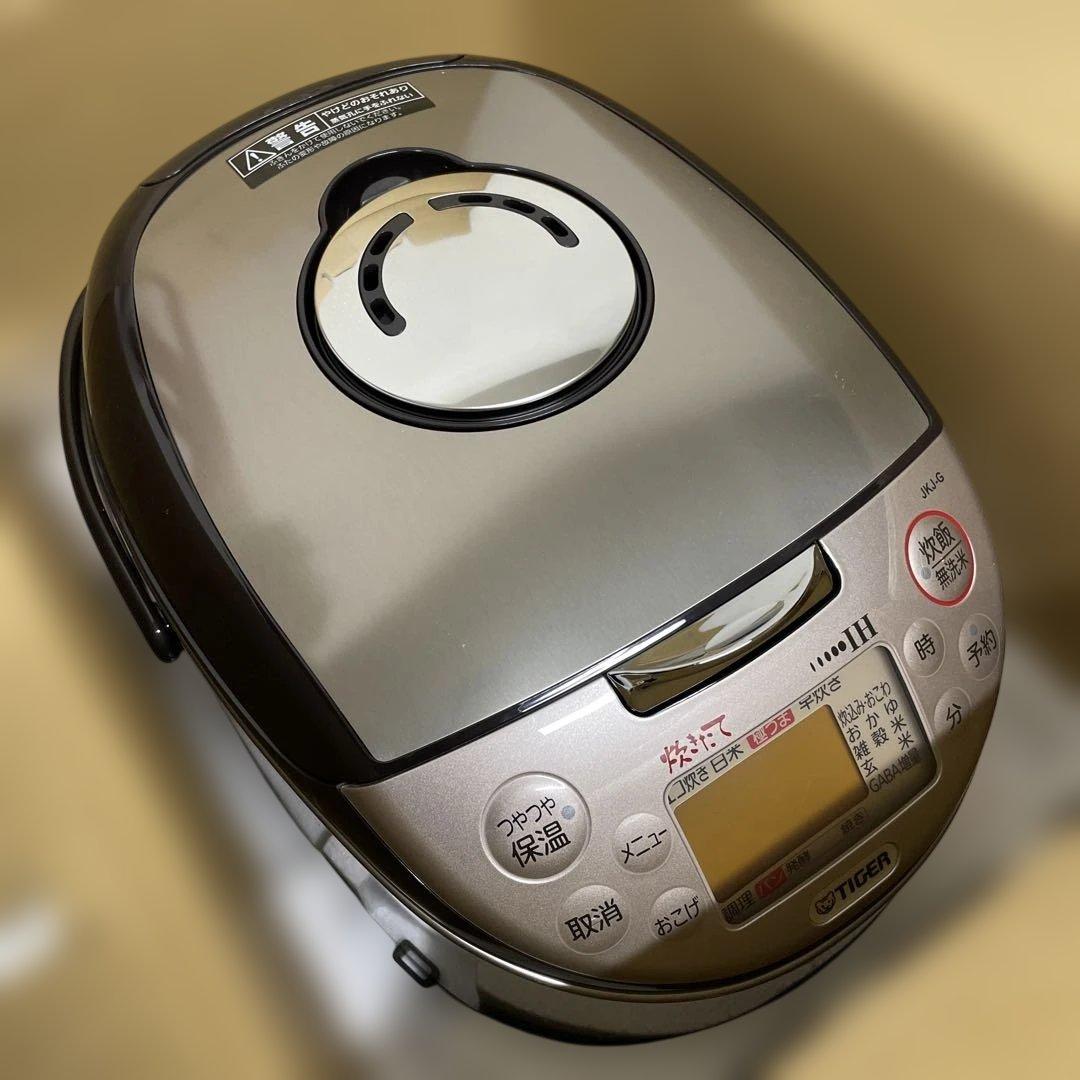 未使用　TIGER 炊飯器 JKJ-G100 T 5.5合 ブラウン