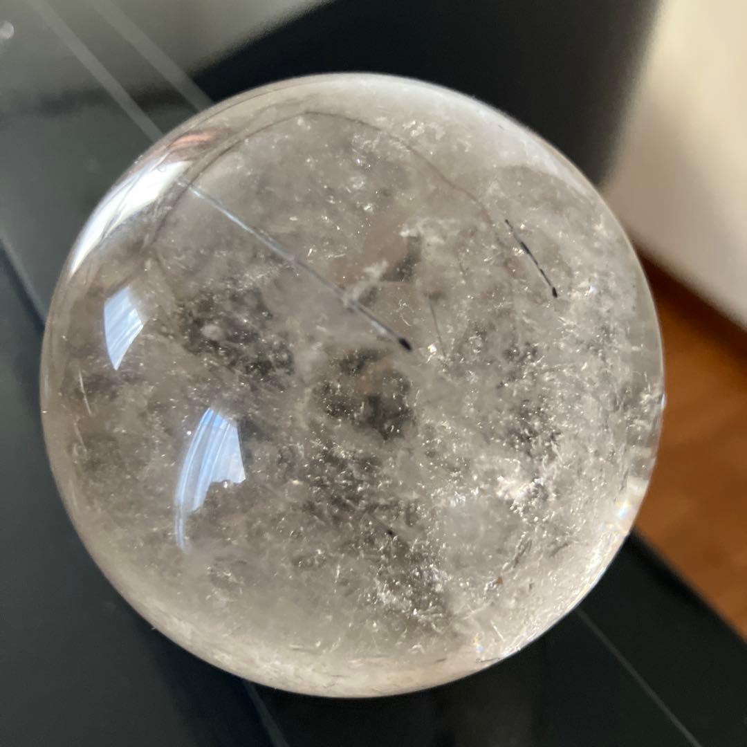 M Hさま専用美！トルマリンインクォーツ　スフィア　天然石置物　E61