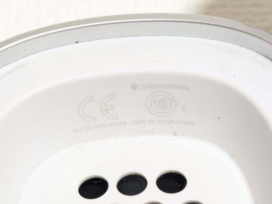 美品　AirPods Max A2096 2024年　シルバー色