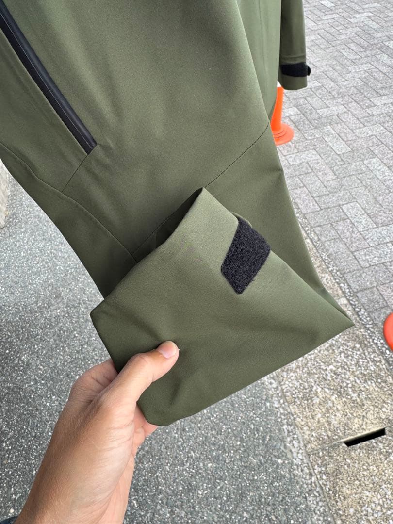 デサント　スキーウェア　カタログ外商品　超美品　有名スキーヤー着用モデル