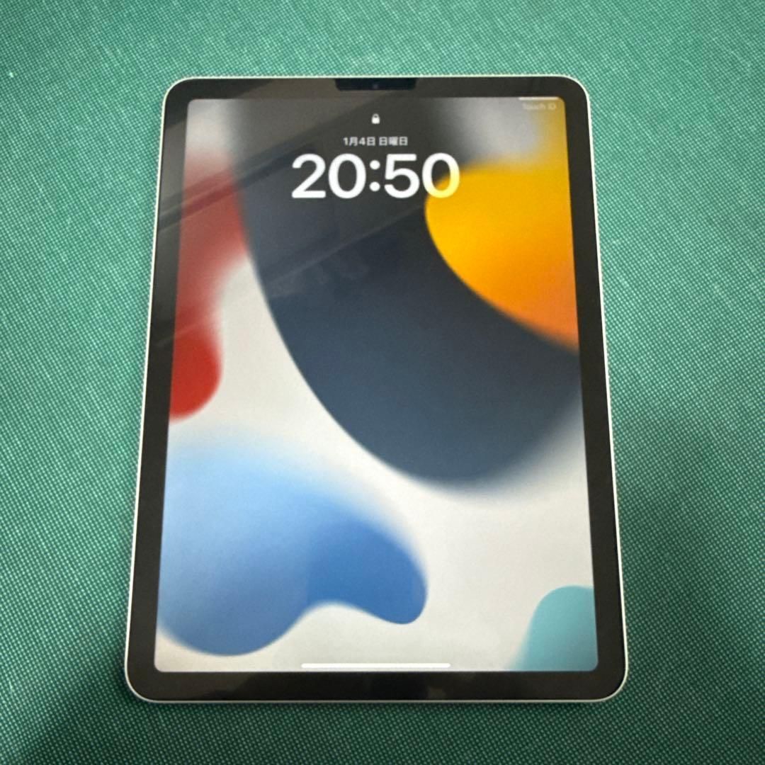 【美品】iPad Air 第5世代 64GB スターライト 箱充電器付 刻印あり