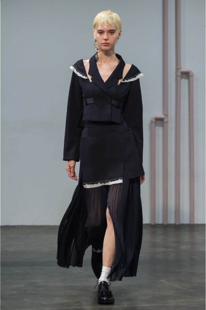 〈AKIKOAOKI〉SHOULDER SLIT SAILOR JACKET