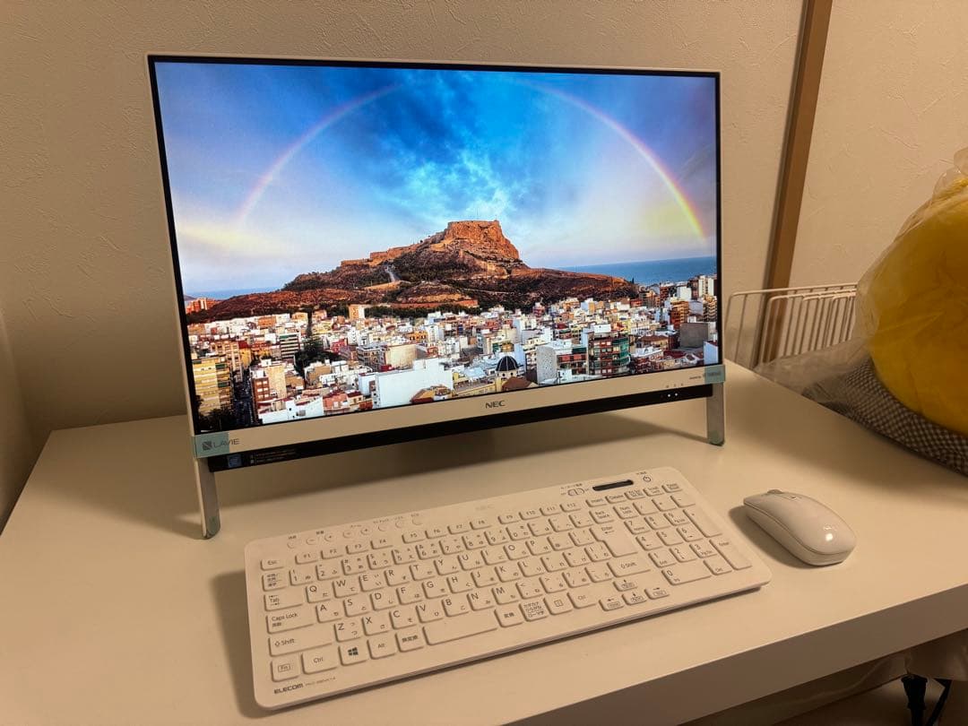 NEC デスクトップパソコンPC-DA350HAW 一体型