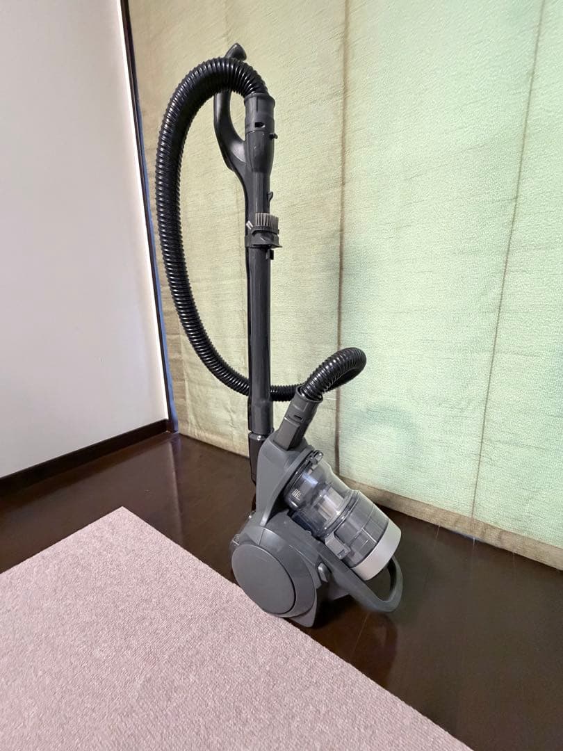 Panasonic サイクロン掃除機　MC-SR44K-A