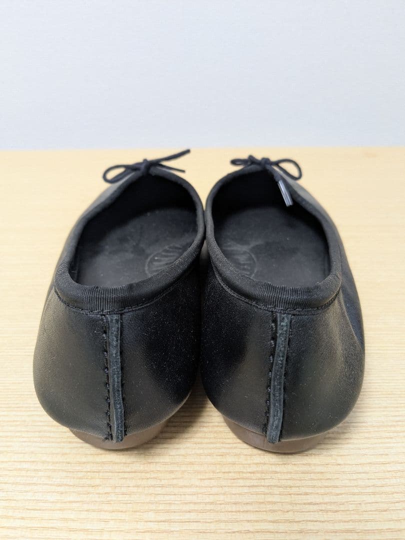 クラークス フレックルアイス フラットシューズ 22.5