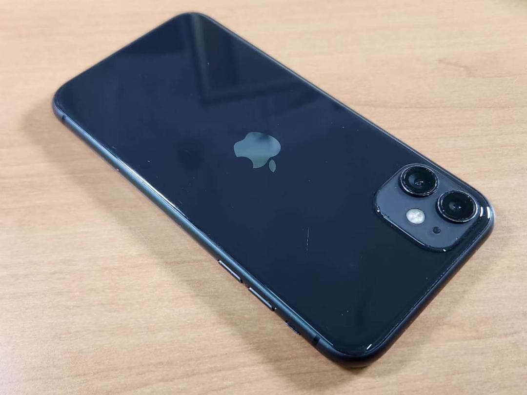 020500L iPhone 11 A2221 64GB 最大容量81%