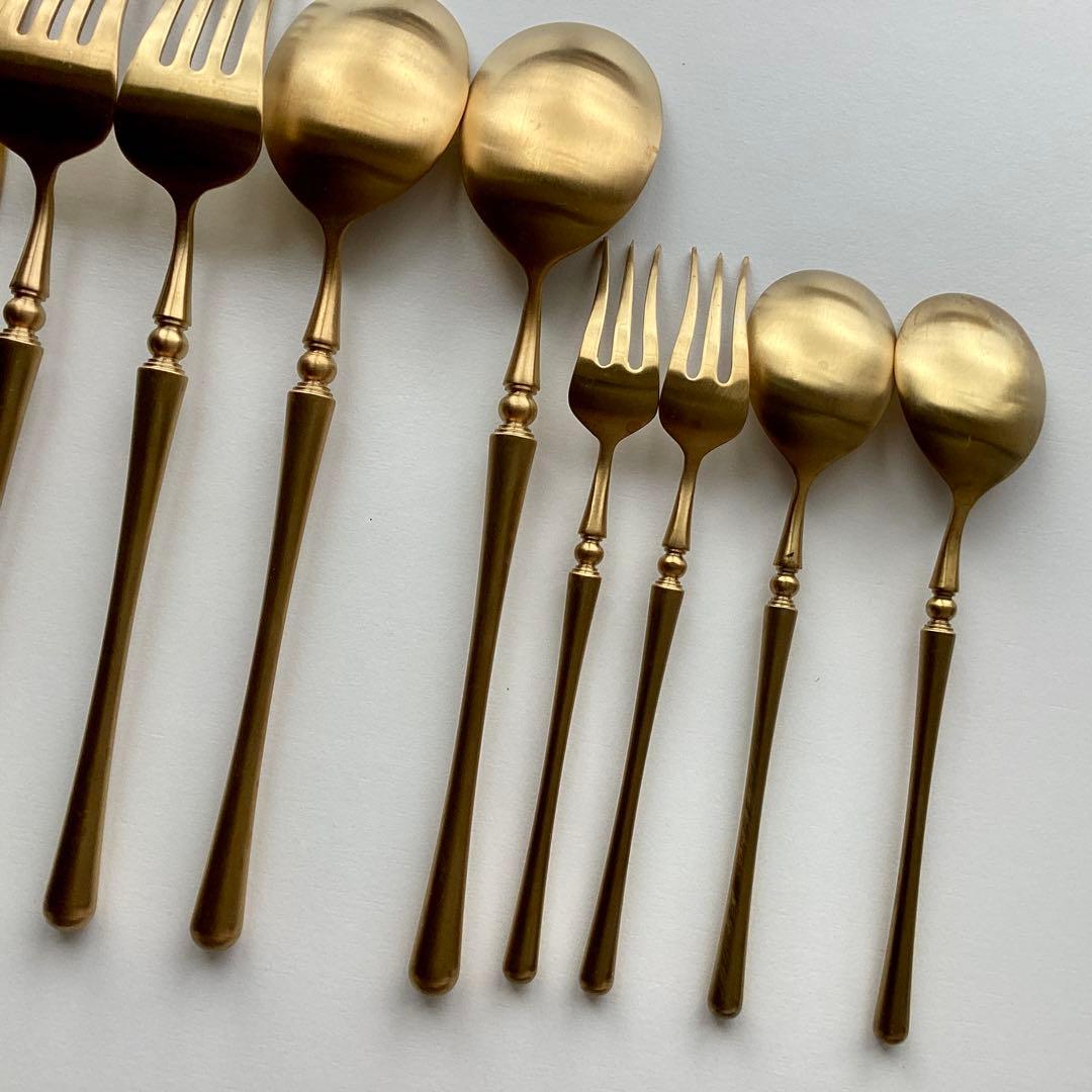 未使用 ゴールドカトラリー ディナー & デザート スプーン フォーク ナイフ