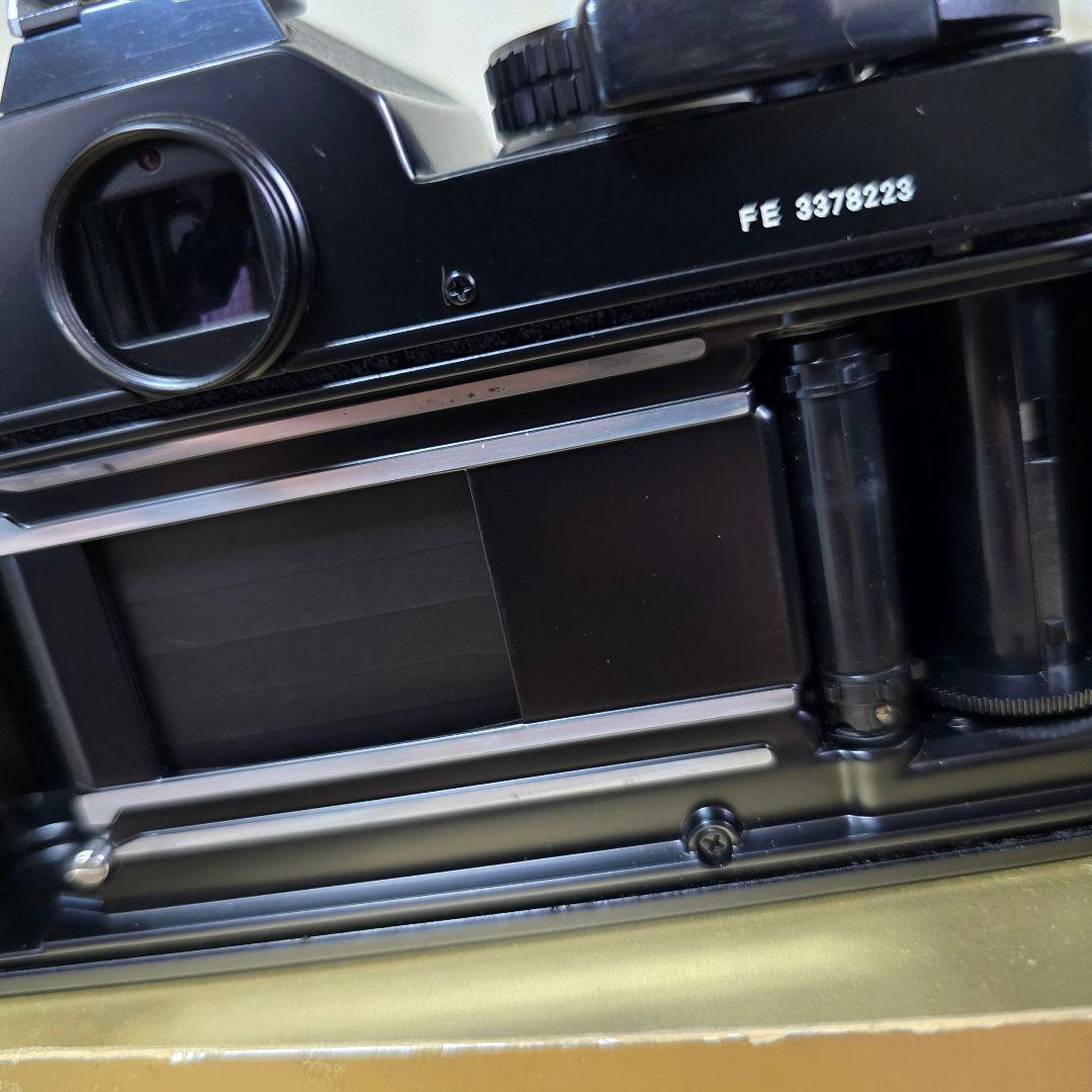 Nikon FE ブラック　箱、説明書付き　美品
