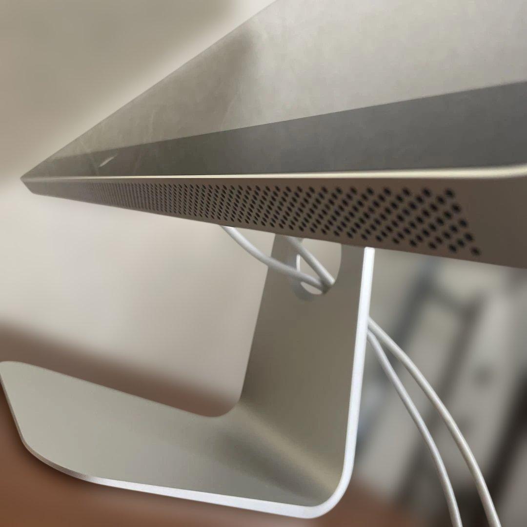 Apple LED Cinema Display 24インチ MB382J/A