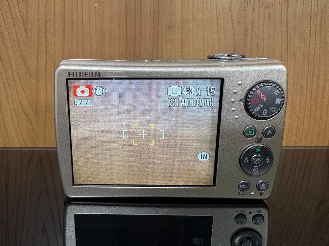 フジフィルム　FUJIFILM FinePix F200EXR #Y05F2-4