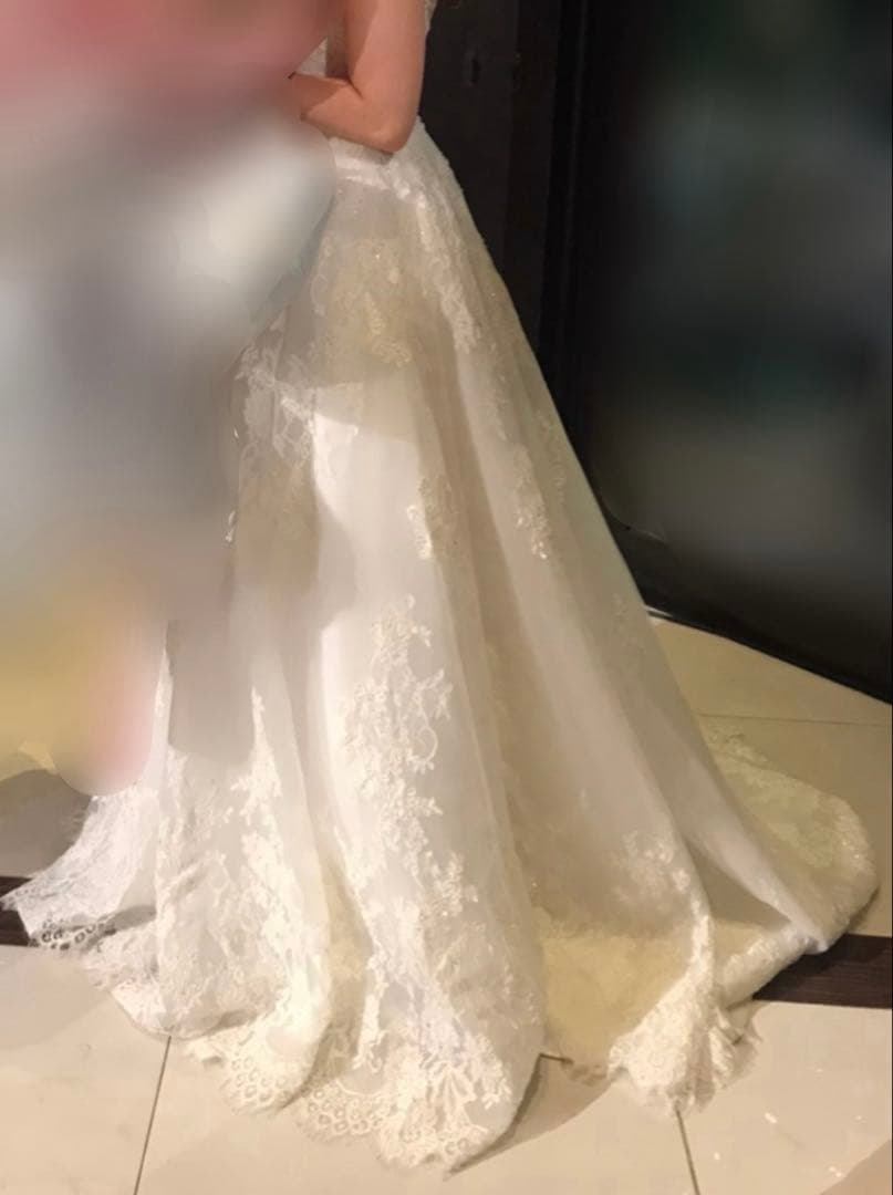 ココメロディ チュール レース ビジュー Vネック ウェディングドレス 9号