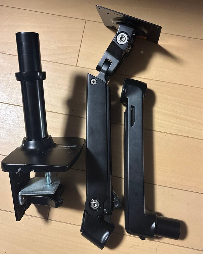 Amazonベーシック モニターアーム エルゴトロンErgotron OEM