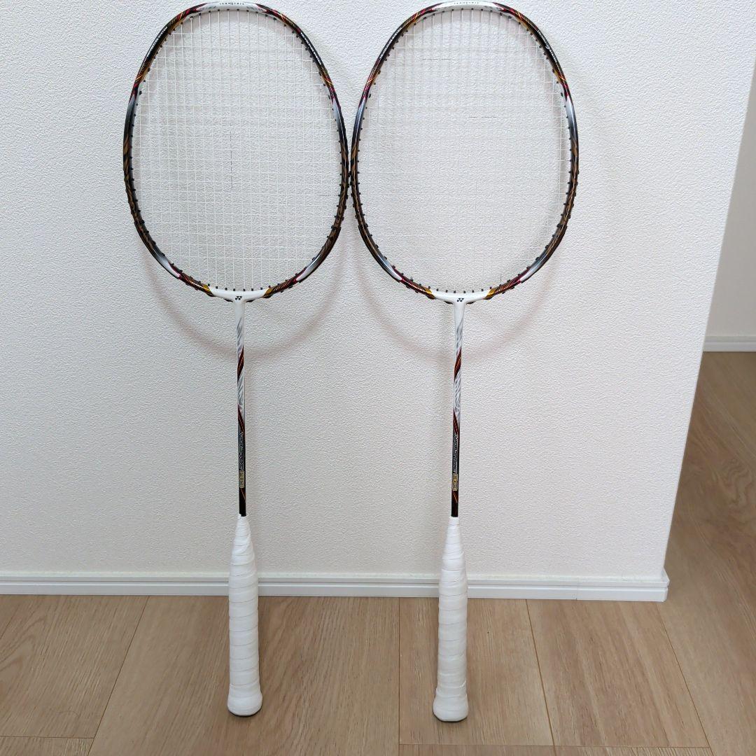 【値下げ】VOLTRIC 80 バドミントンラケット 2本セット