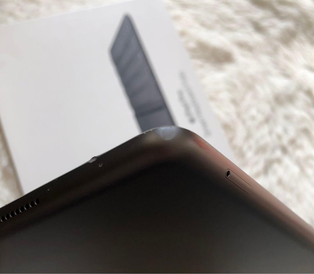 【1台限定価格】iPad 第8世代 32GB 【すぐ発送】【付属品】