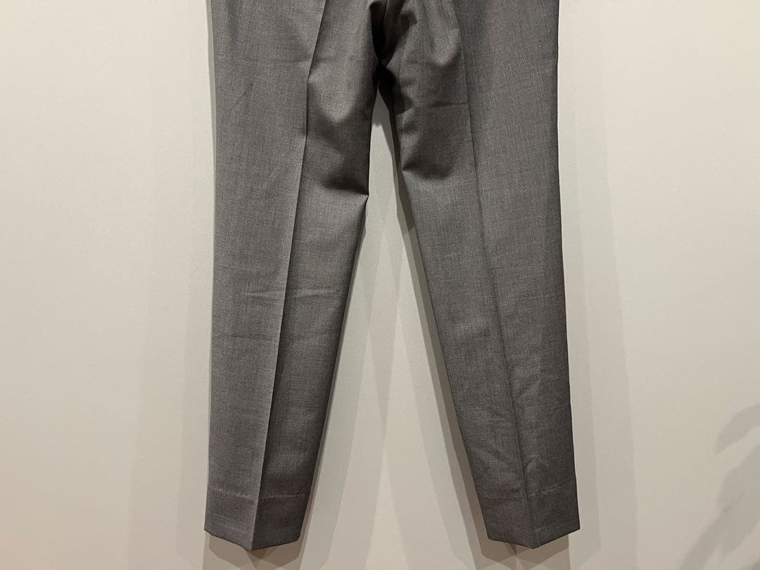 新品未使用 トゥモローランド ウールスラックス　REDA イタリア生地 50