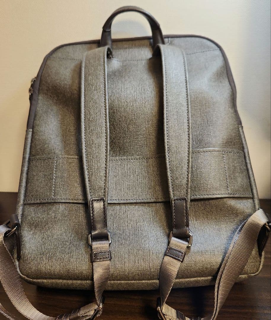 TUMI SINCLAIRリュック『ハーロウ』